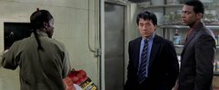 尖峰时刻2.Rush.Hour.2.2001.国英双语多字.1080P